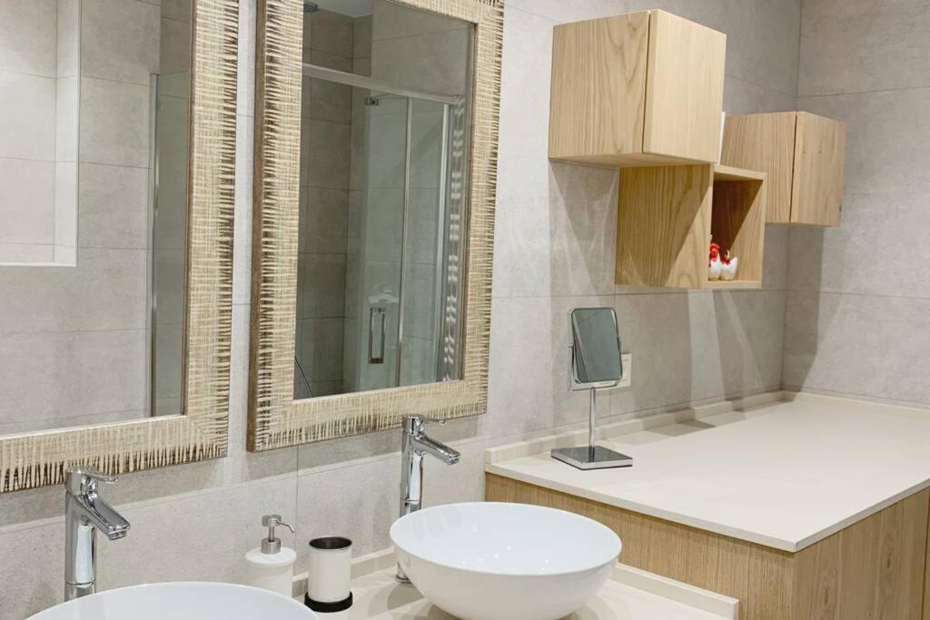 Piso Amplio Y Equipado En El Centro De Tudela. Apartment ภายนอก รูปภาพ